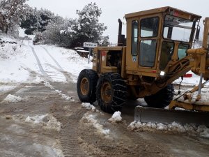 Turgutlu Belediyesinden Yoğun Kar Mesaisi