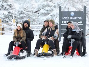 Akdağ’dan Kartpostallık Kar Manzaraları