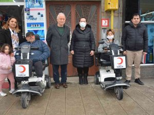 Kızılay’dan Engelleri Aşan Hediye
