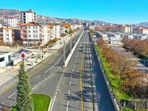Elazığ’da Yol Genişletme Çalışmaları Sürüyor