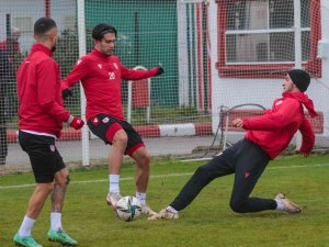 Samsunspor’da 3 Futbolcu Korona Oldu