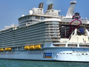 Karayipler’den Miami’ye Gelen Gemide 48 Yolcuda Covid-19 Tespit Edildi