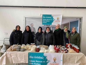 El Emeği Ürünlerin Sergilendiği Standı Ziyaret Etti