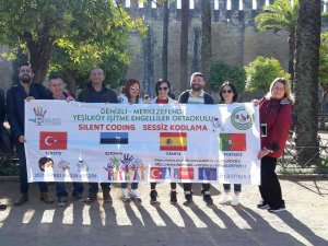 Yeşilköy İ̇şitme Engelliler Okulu, Ab Projeleriyle Gündemde