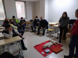 Belediye Personeli İlkyardımda Sınıfı Geçti