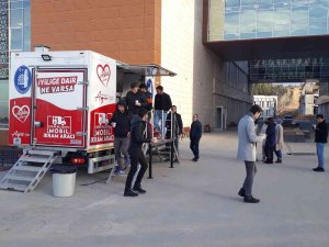 Belediye’nin Sıcak Çorba İkramı Taktir Topluyor