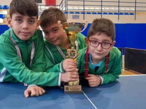 Salihli Belediyespor Masa Tenisinde Ege Bölgesi Şampiyonu Oldu