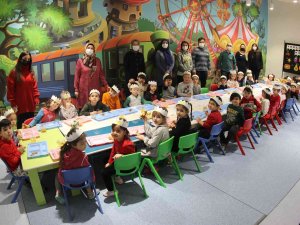 ’Yerli Malı Haftası’nı Coşkuyla Kutladılar