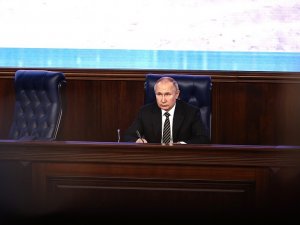 Putin: "Batının Saldırgan Eylemlerinin Devam Etmesi Halinde Askeri Ve Teknik Önlemler Almaya Hakkımız Var"