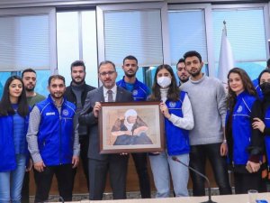 Malatya’dan Gençler Bakan Kasapoğlu İle Görüştü