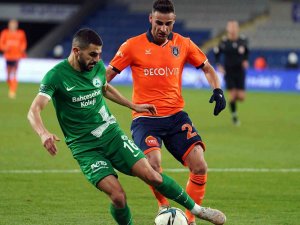 Spor Toto Süper Lig: Medipol Başakşehir: 1 - Gzt Giresunspor: 1 (İ̇lk Yarı)