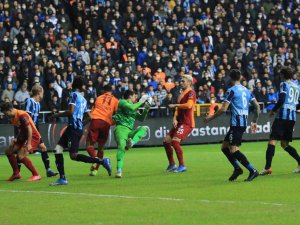 Spor Toto Süper Lig: Adana Demirspor: 0 - Galatasaray: 0 (İ̇lk Yarı)