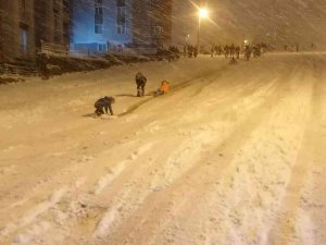 Karabük Ve İlçelerinde Eğitime Kar Engeli