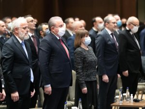 Tbmm Başkanı Şentop: "İ̇skeçe Türk Birliği’nin İsminde Türk Geçtiği İçin Kapatılması, Üstelik Bunun Ai̇hm Kararlarına Rağmen Devam Ettirilmesi Kabul Edilemez"