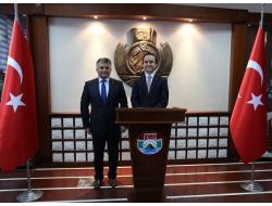 Başkonsolos Temizkan'dan Vali Yazıcı'ya Ziyaret