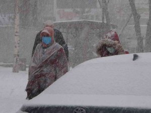 Ardahan’ın Posof İlçesinde Köy Yolları Kapandı, Okullar Tatil Edildi