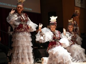 Kbü’de Türk Dünyası Rüzgarı Esti