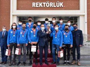 Bşeü Ünilig 2. Lig Futbol Müsabakalarında İkinci Oldu