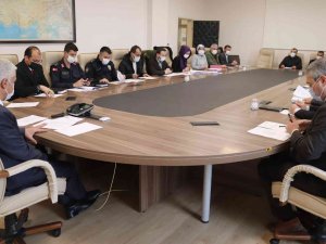 Bağımlılıkla Mücadelede Alınacak Tedbirlere Dikkat Çekildi