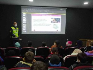 Jandarmadan Öğrencilere Trafik Eğitimi