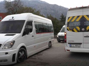 Kemer’de Lise Öğrencilerine Ücretsiz Servis İmkanı
