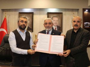 Edremit Belediyesi’nde ’Sosyal Denge Tazminatı’ Sözleşmesi İmzalandı