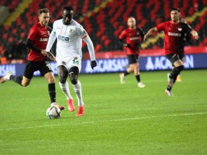 Spor Toto Süper Lig: Gaziantep Fk: 0 - A. Alanyaspor: 0 (İ̇lk Yarı)