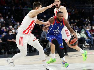 Thy Euroleague: Anadolu Efes: 84 - Kızılyıldız: 83