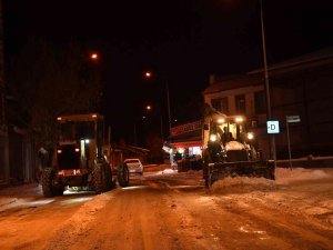 Yakutiye’de Yoğun Kar Mesaisi