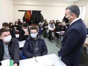 Vali Atay, Öğrencilerle Bir Araya Geldi