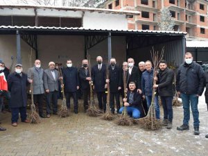 Kestane Üreticilerine 4 Bin Fidan