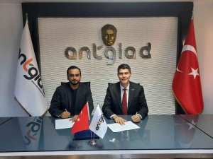 Antgi̇ad Gençleri Ve Çocukları Sanat İle Buluşturacak