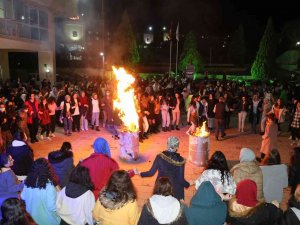 Manisa’da Yurt Öğrencileri ’Biz Bize Moral Akşamları’ İle Stres Attı