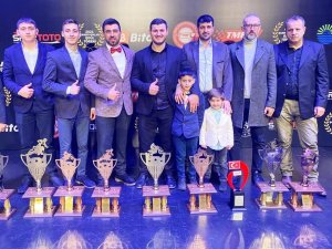 Kartepeli Sporcular Ödüllerini Aldı