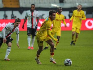 Göztepe, Deplasmanda Golü Atıyor; Galibiyeti Alamıyor