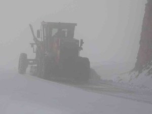Muş’ta 16 Köy Yolu Ulaşıma Açıldı