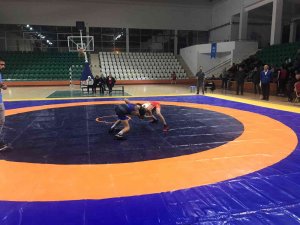 Iğdır’da Güreş Turnuvası Heyecanı Sona Erdi