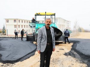 Battalgazi’deki Futbol Sahasına Çevre Düzenlemesi