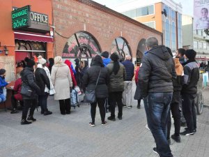 Levanın Düştüğünü Gören Bulgarlar Şok Yaşadı: “Bunu Beklemiyorduk”