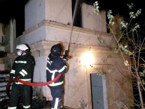 Samsun’da Eski Hastane Binasında Yangın