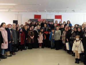 Başkan Dündar Ak Partili Kadınlarla Buluştu