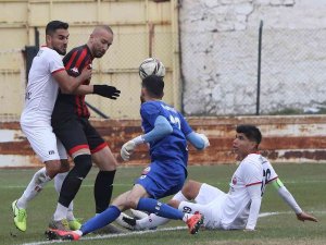Tff 2. Lig: Turgutluspor: 0 -Kahramanmaraşspor: 0
