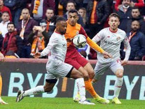 Spor Toto Süper Lig: Galatasaray: 1 - Ft Antalyaspor: 0 (İ̇lk Yarı)