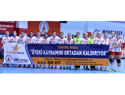 Hentbol Bayanlar Süper Ligi