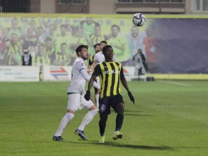 Spor Toto 1. Lig: Menemenspor: 0 - Bursaspor: 0