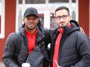 Sivasspor Kafilesi Kayseri’ye Gitti