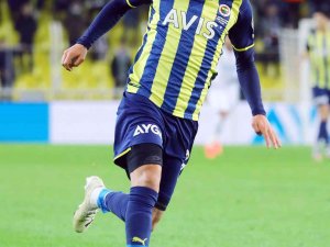 İ̇rfan Can Kahveci Islıklandı