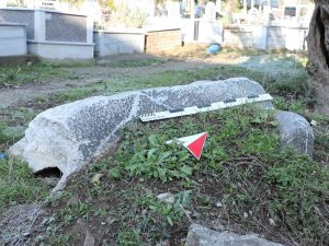 Gemlik’te 1800 Yıllık Lahit Kapağı Bulundu