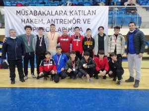 1308 Osmaneli Belediyespor Güreş Takımından Büyük Başarı