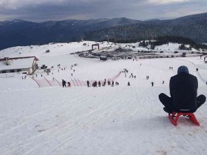 Keltepe Kayak Merkezi Hafta Sonunda 2 Bin Kişiyi Ağırladı